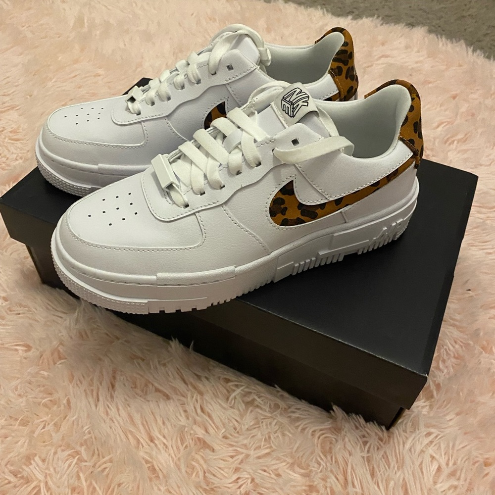 Women’s Nike AF1 leopard print